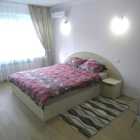 Modern Apartment Кишинев Екстериор снимка